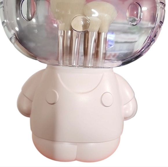 Hello Kitty MakeUp Brush Set - Picture 2 of 4